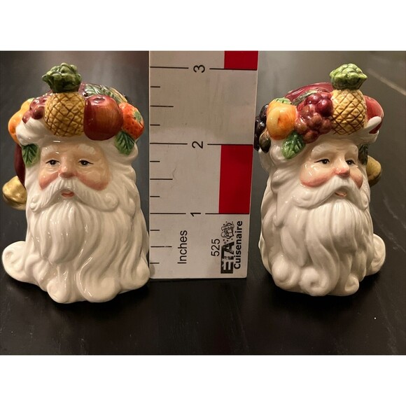 Vintage Christmas Santa Faces‎  Salt and Pepper Shaker Set Fruit Hats K&B - Picture 4 of 6